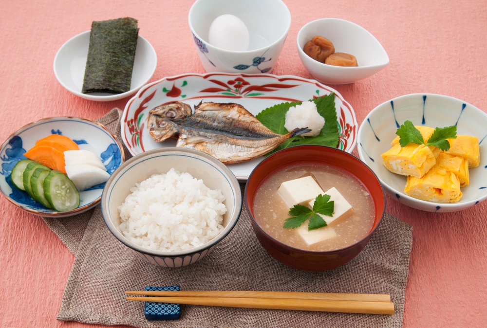 Desayuno japonés tradicional
