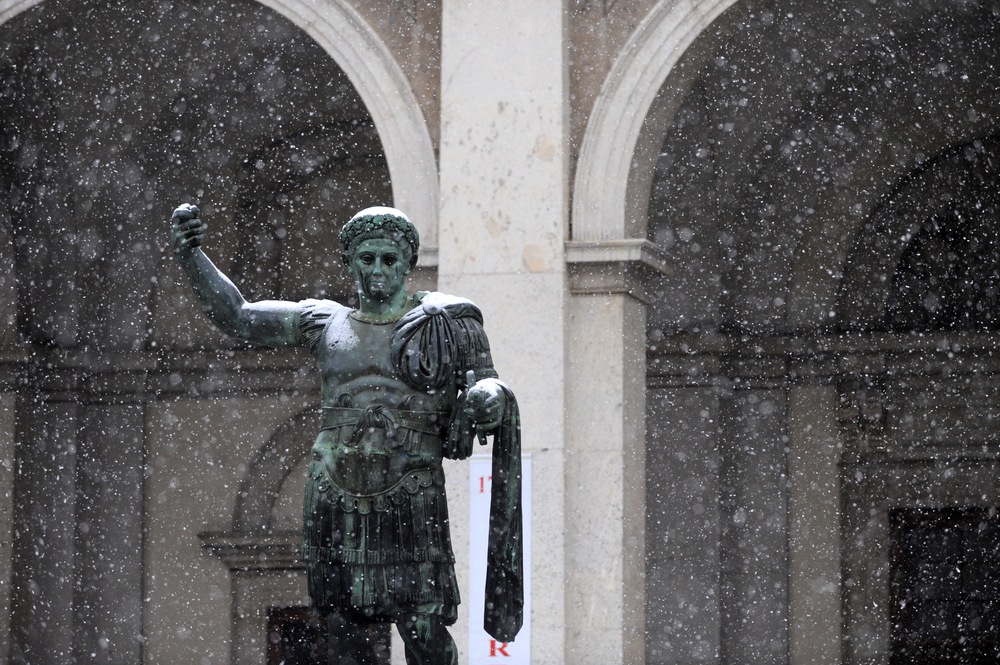 Estatua de Marco Aurelio, Milán, historia del panettone