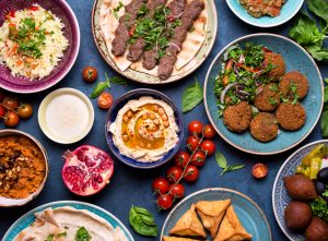 Varios platos de la cocina libanesa